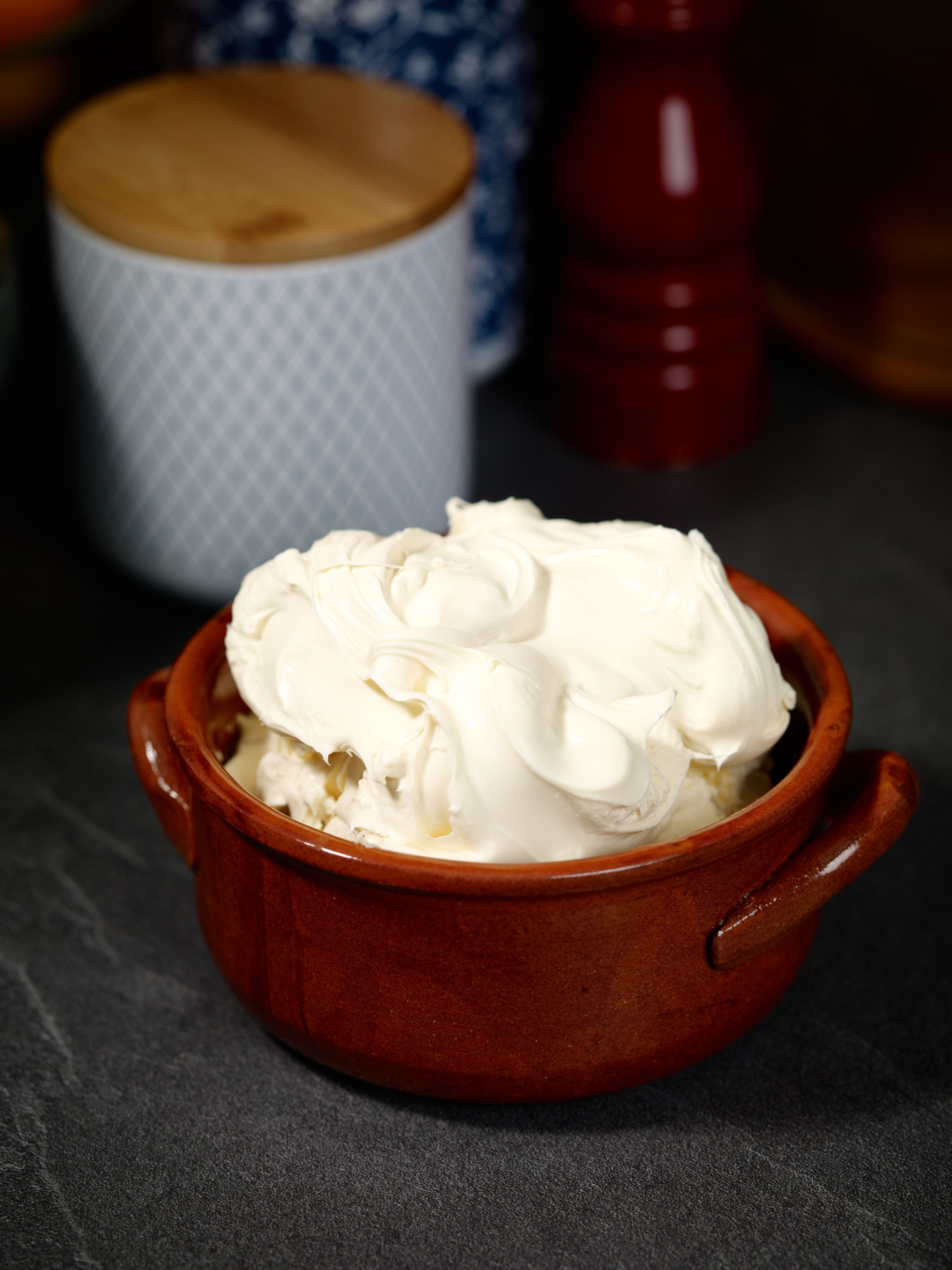 A pot of heavy cream